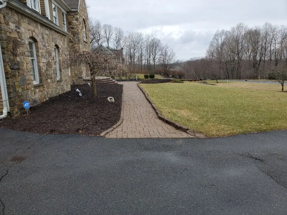 Top-rated residential landscaping experts serving Hamburg, NJ - Touchstone Landscaping