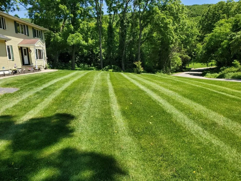 Affordable landscaping services experts serving Hamburg, NJ - Touchstone Landscaping