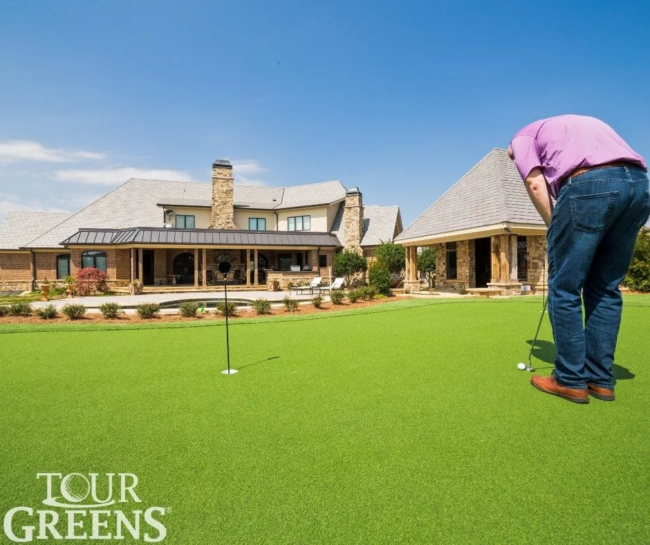 Top-rated yard maintenance for beautiful yards in Houston, TX by Tour Greens