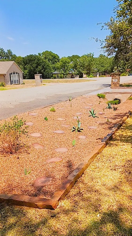 Professional garden landscaping in Austin, TX - Tovar Landscaping