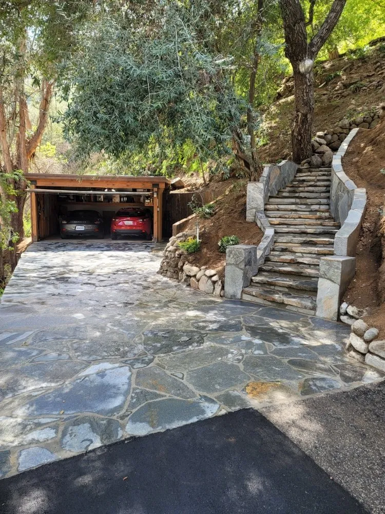 Expert lawn mowing service experts serving Los Angeles, CA - Tovar's  hardscape