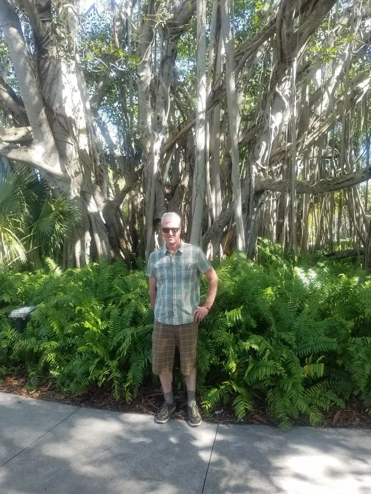 Custom lawn care service for year-round maintenance across Birmingham, AL - Town & Country Grounds Care