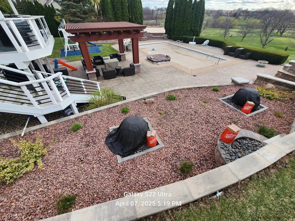 Top-rated landscape design in Clinton, IA by Town & Country Mowing