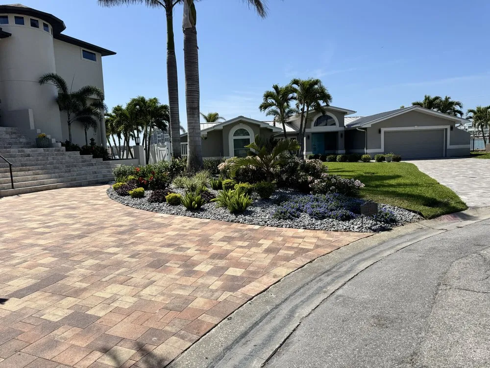 Reliable residential landscaping experts serving Pinellas Park, FL - Toys Landscaping