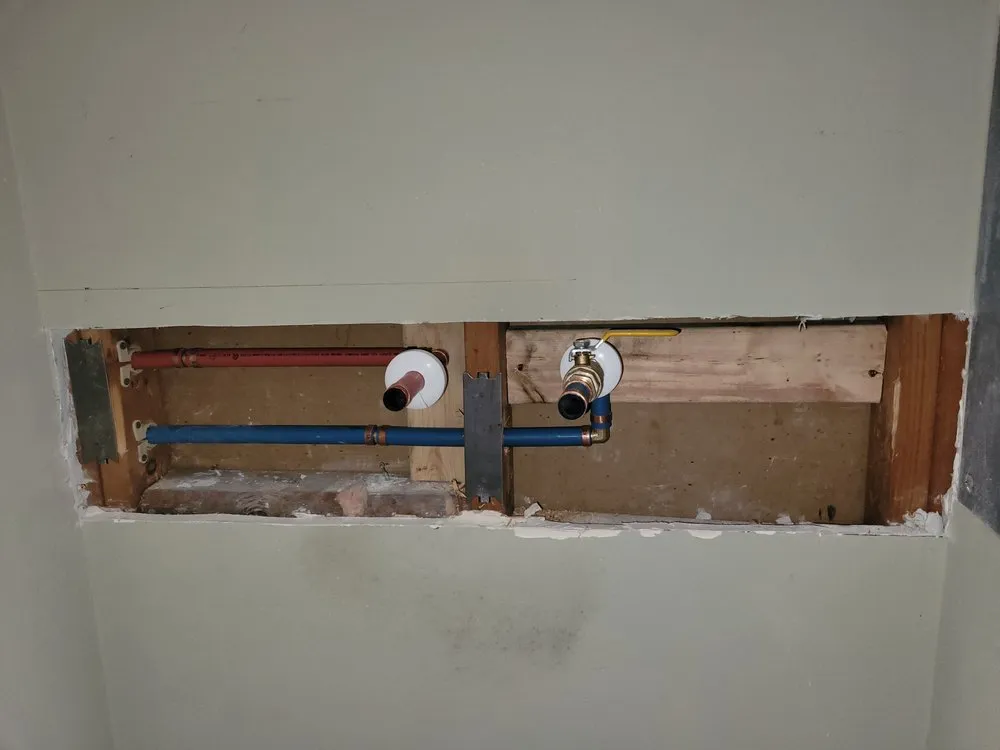 Professional lawn mowing service in Navarre, FL by T&P Services