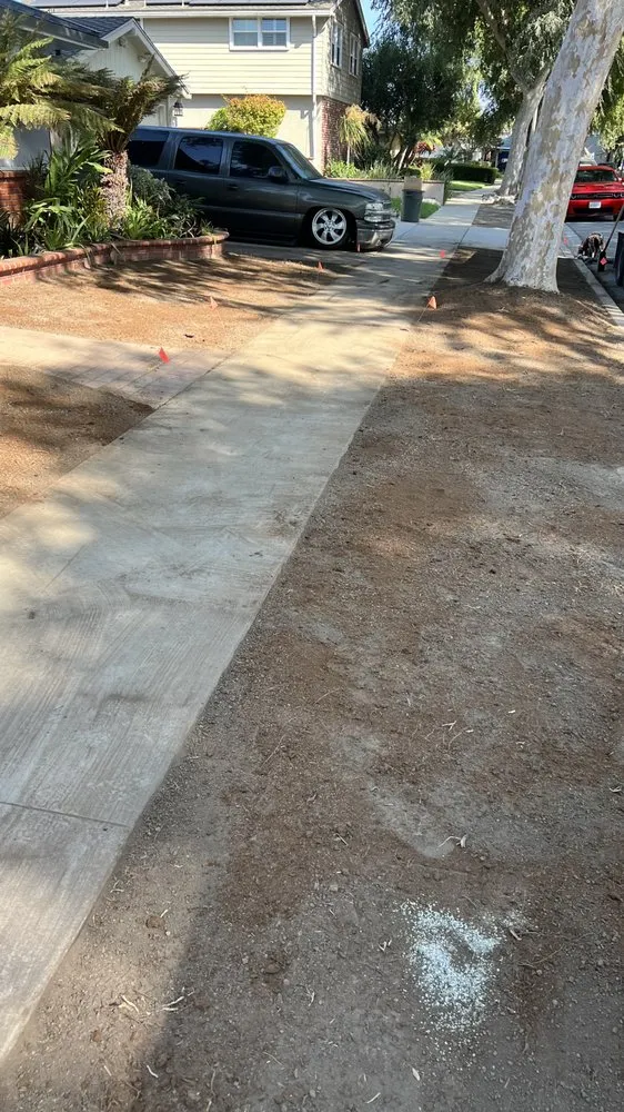 Reliable lawn mowing service for year-round maintenance in Buena Park, CA by TPS Landscaping