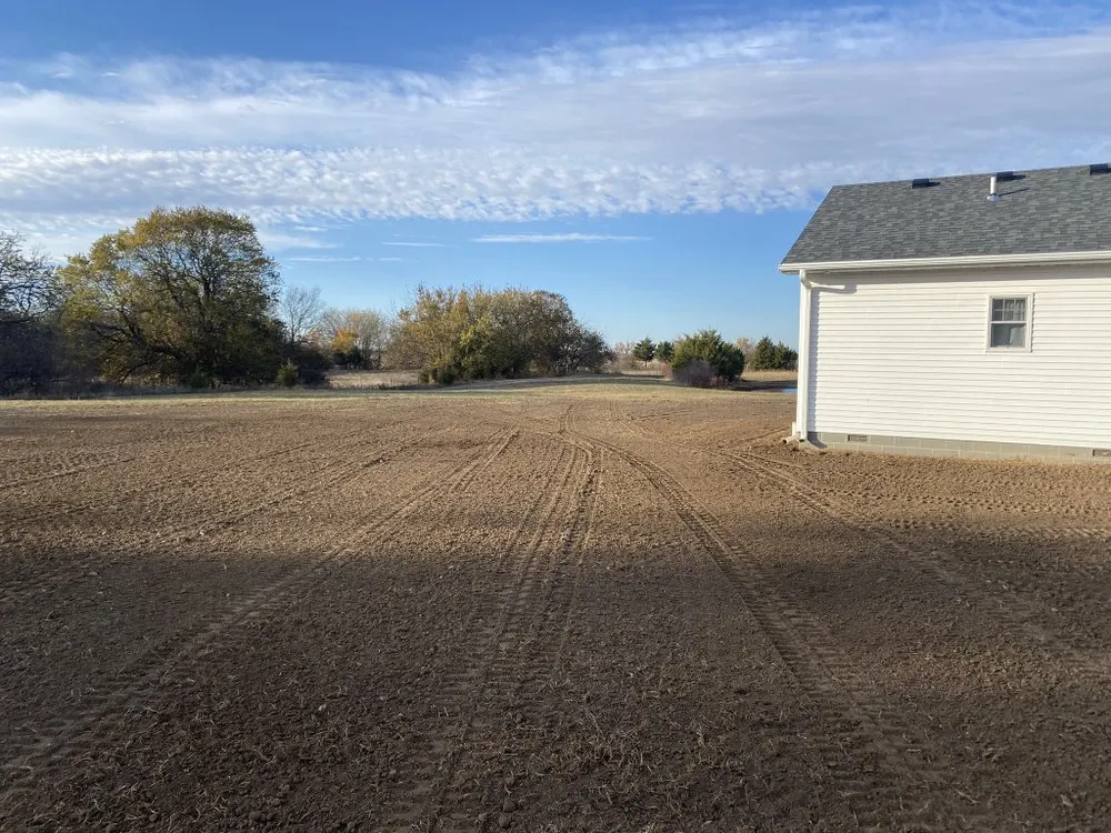 Local lawn care service in Girard, KS - TR Construction & Lawn Care