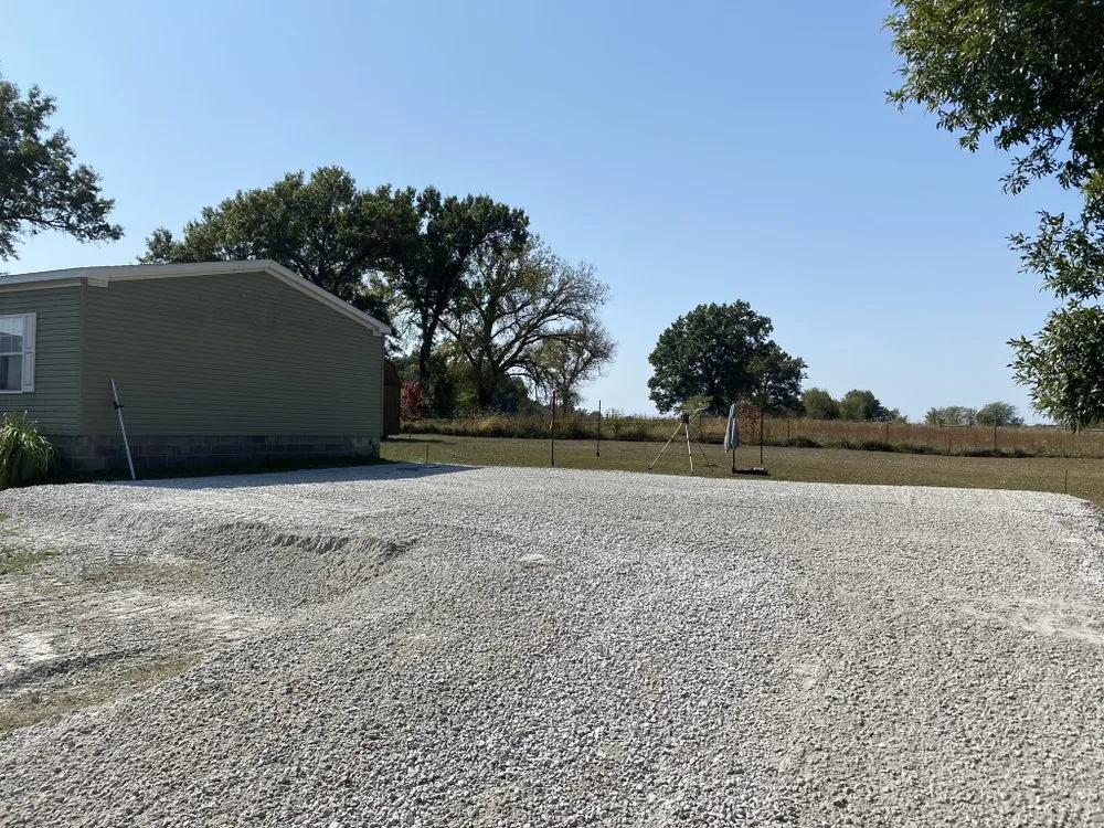 Expert lawn mowing service in Girard, KS by TR Construction & Lawn Care