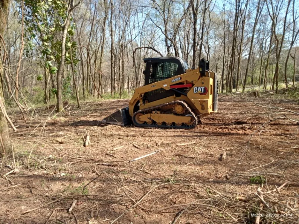 Trusted landscape design for homes across Florence, AL - T&R Land Clearing and Excavation