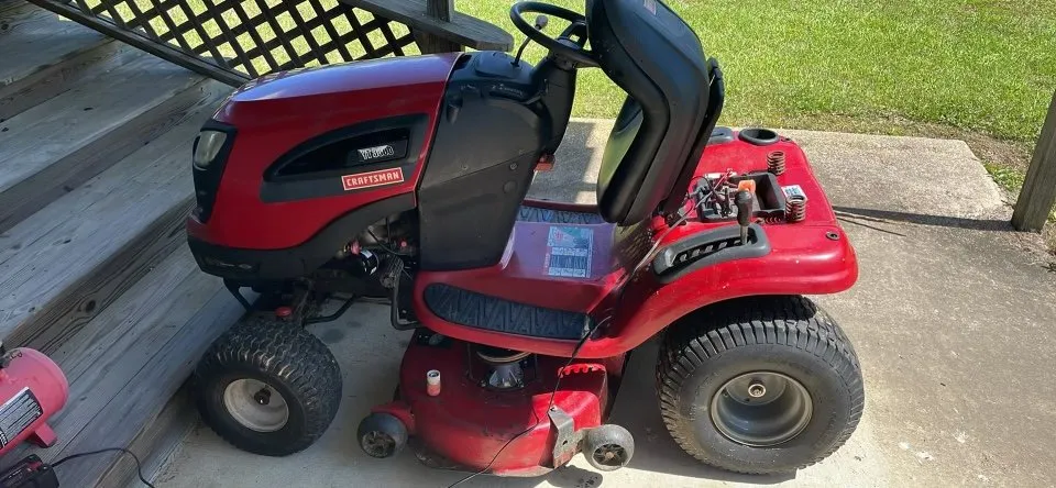 Reliable lawn care service in Carbon Hill, AL by T&R Landscaping