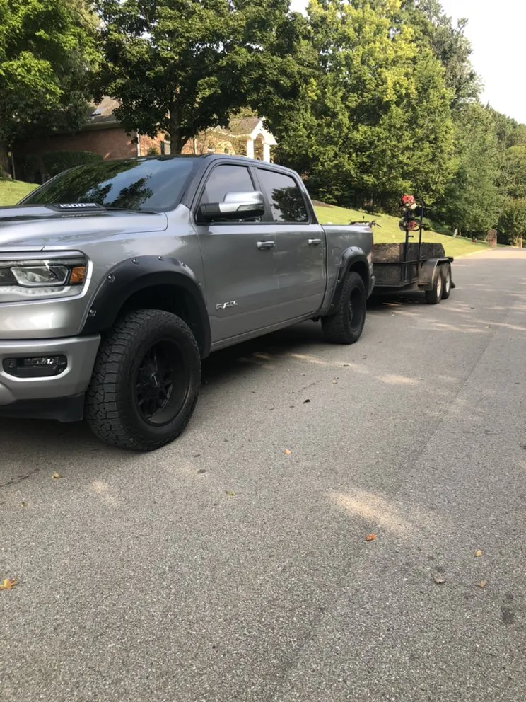 Top-rated residential landscaping for homes in Brentwood, TN by T&R Lawn and Landscape