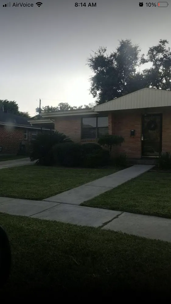 Custom residential landscaping experts serving River Ridge, LA - T&R Tree Trimming And Bush Removal