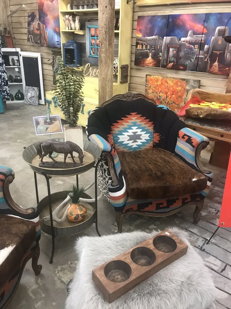 Professional landscaping services experts serving Clovis, NM - Traci's Greenhouse