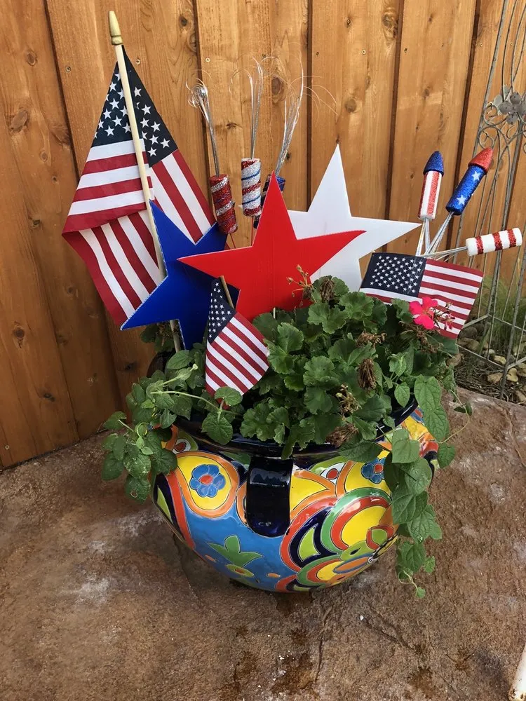 Local garden landscaping in Clovis, NM - Traci's Greenhouse