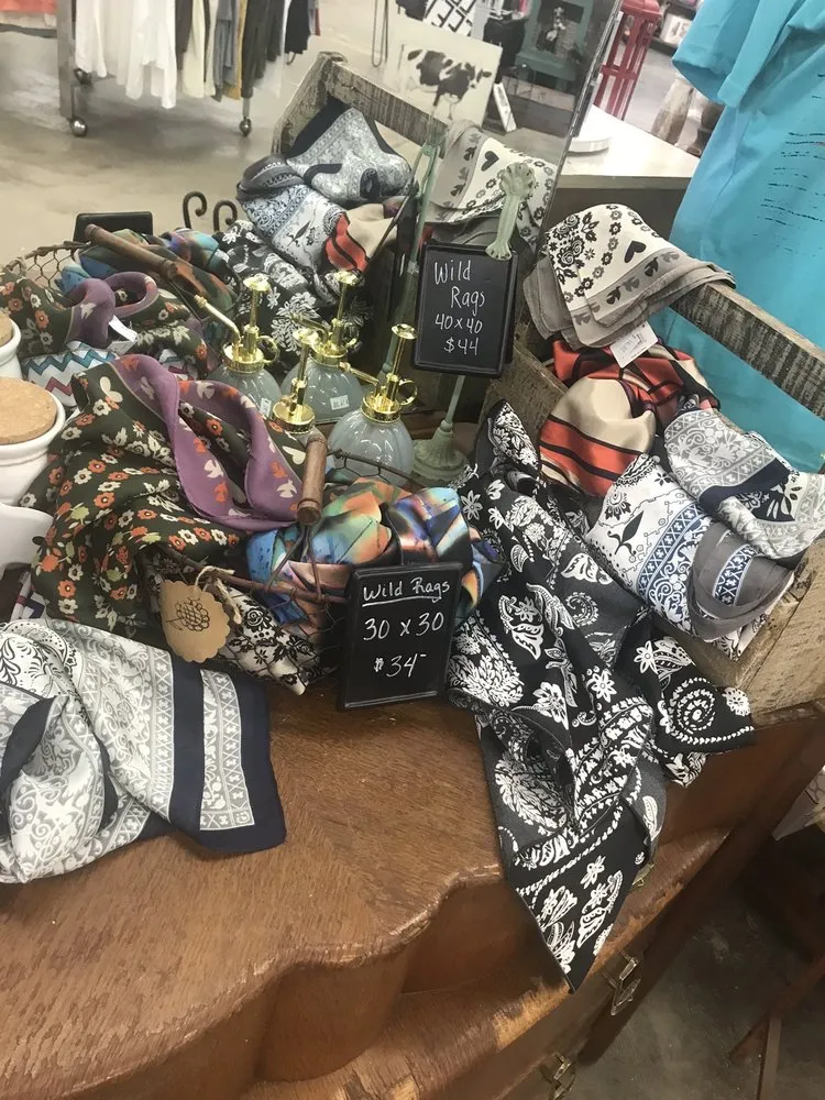 Affordable yard maintenance for homes in Clovis, NM by Traci's Greenhouse