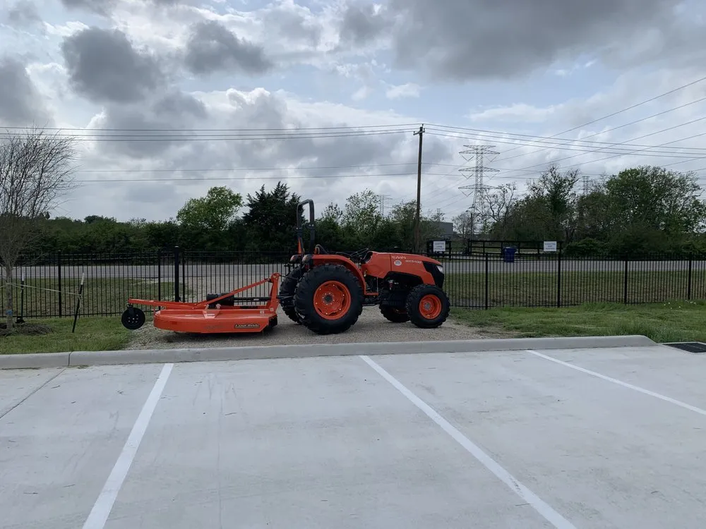 Reliable yard cleanup service in Kemah, TX - Tractor work - Bravo Lima Services