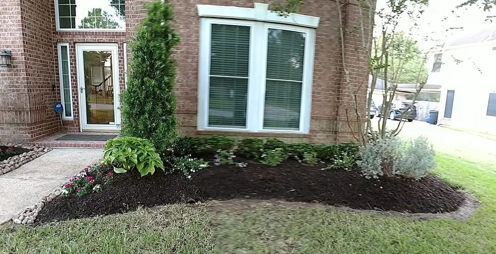 Expert garden landscaping near you across Webster, TX - Trademark Landscape