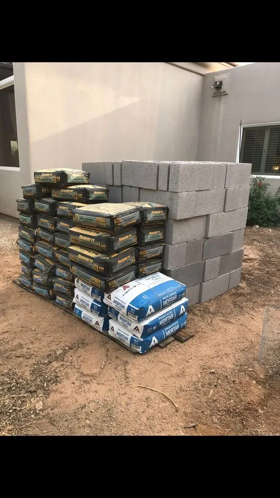 Professional yard maintenance experts serving Scottsdale, AZ - Trader's Trunk