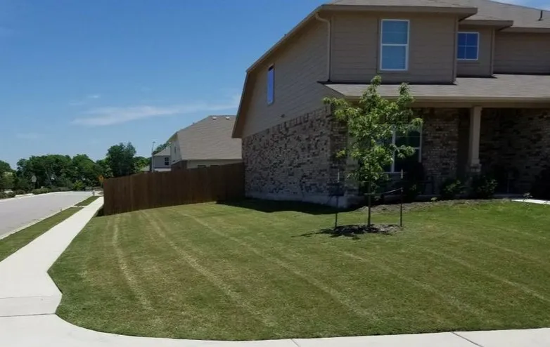 Affordable landscape installation in Elgin, TX by Tradesman And Lawn Services
