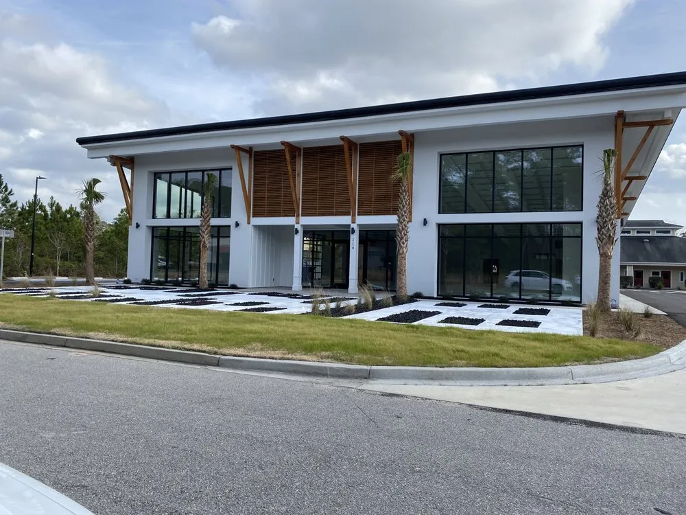 Professional residential landscaping in Saint Helena Island, SC - Tradewinds