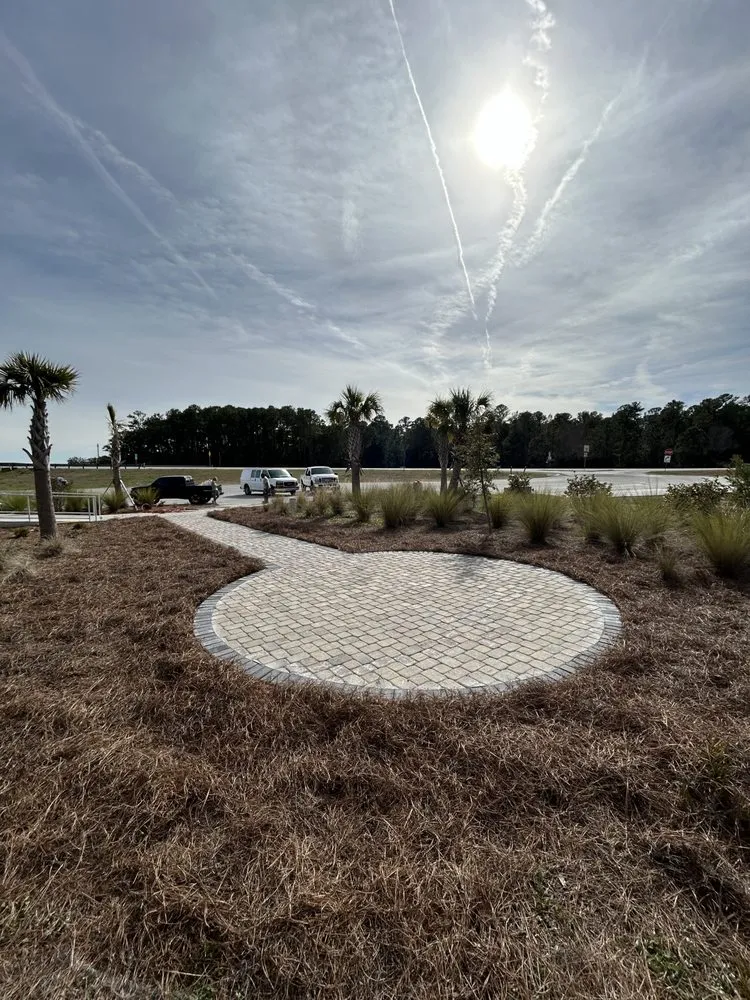 Reliable lawn mowing service with custom design in Saint Helena Island, SC by Tradewinds