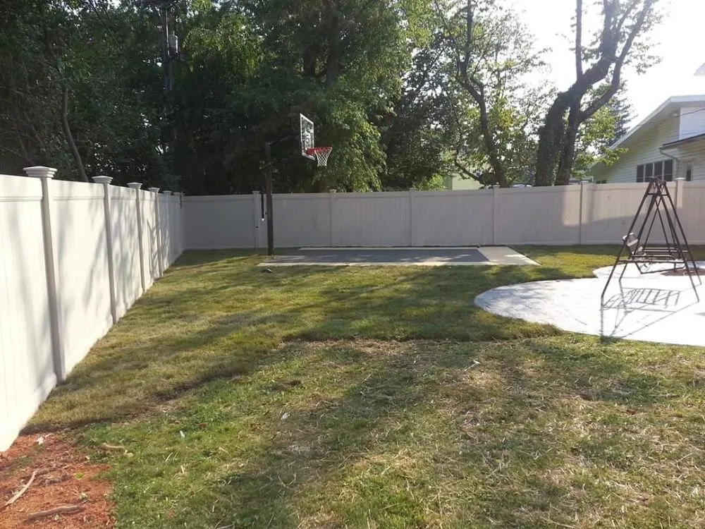 Custom yard maintenance experts serving Towson, MD - Traditional Services