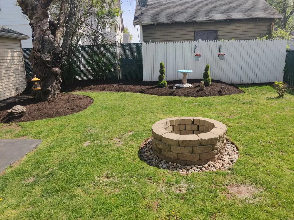 Affordable residential landscaping for residential properties in New Britain, CT by Tramonto Bello