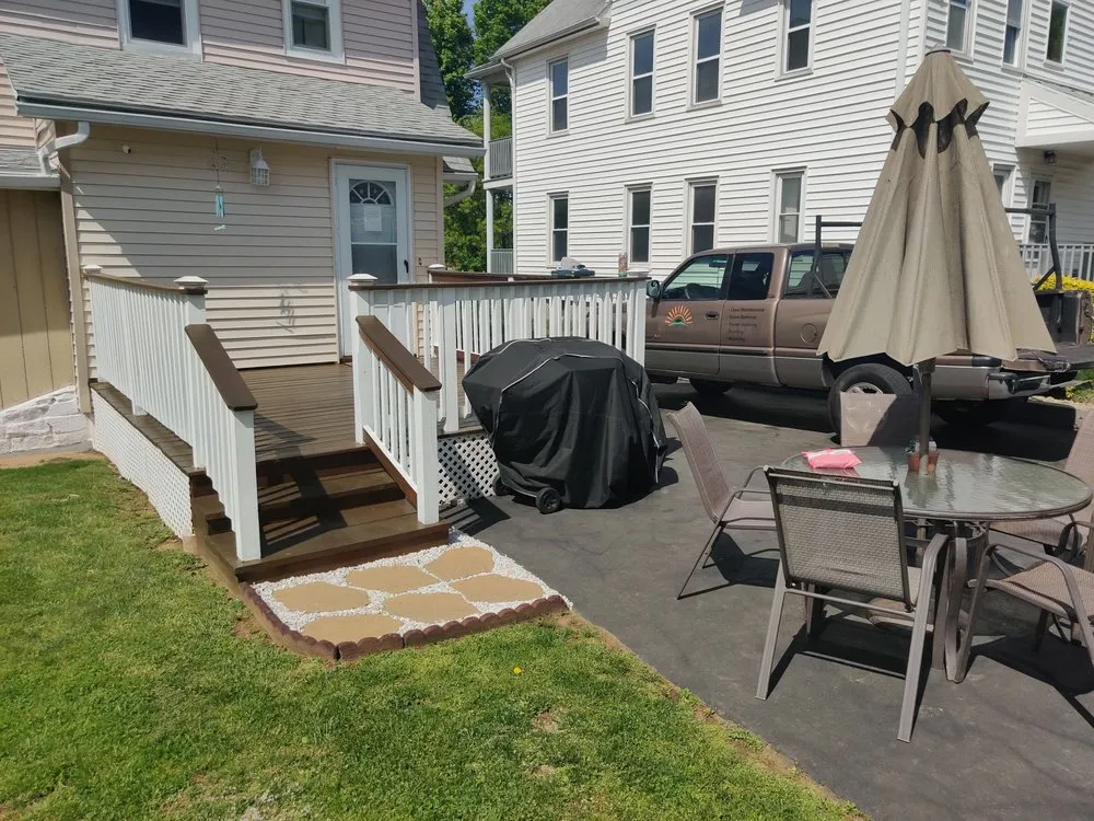 Top-rated yard cleanup service in New Britain, CT by Tramonto Bello