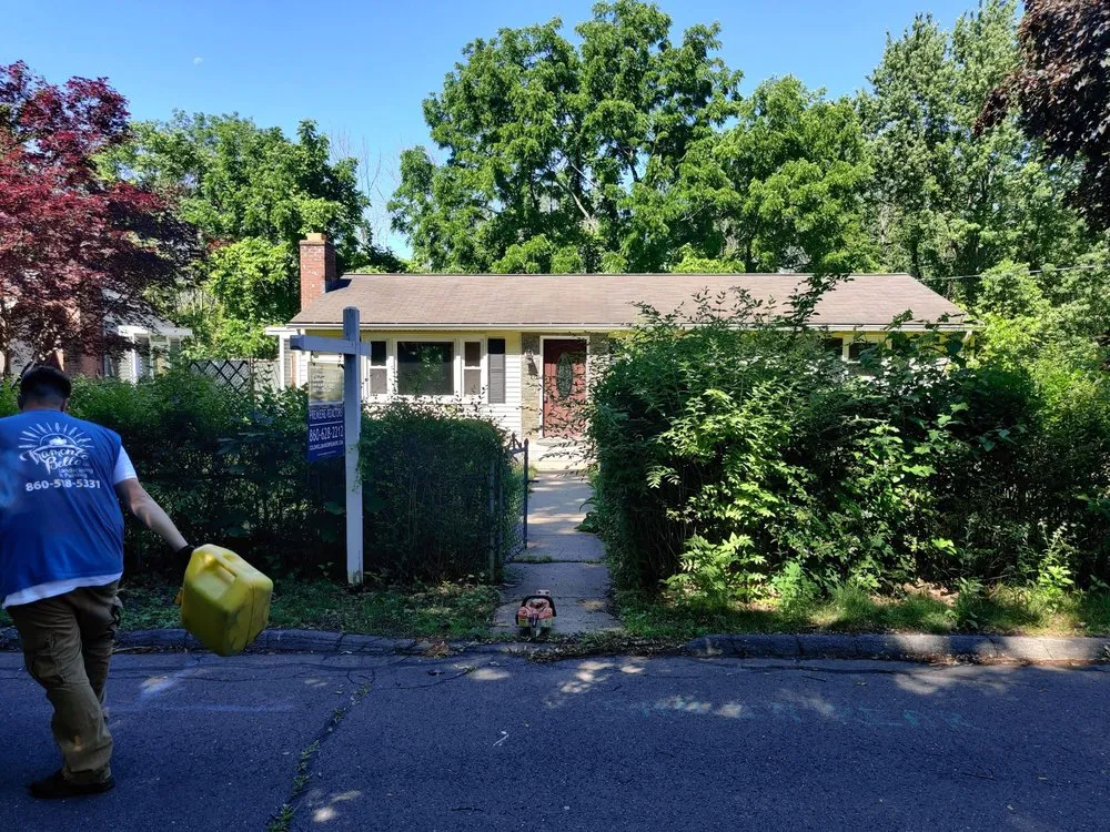 Professional lawn mowing service for year-round maintenance in New Britain, CT by Tramonto Bello