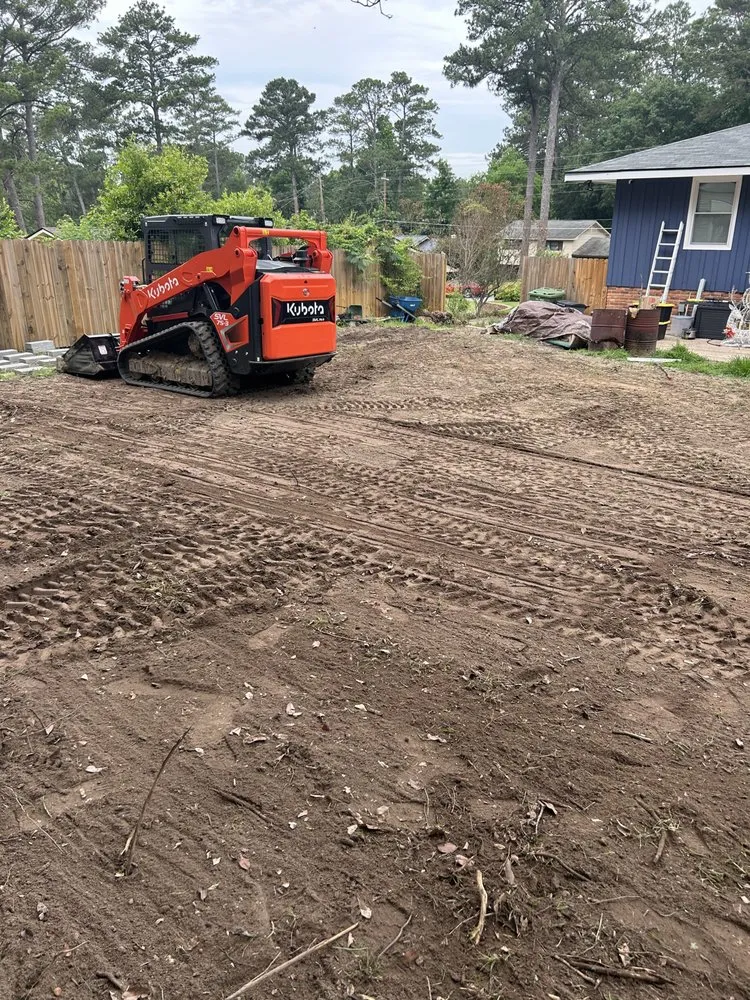 Top-rated yard cleanup service for year-round maintenance in Columbus, GA by Transform Lawn Services