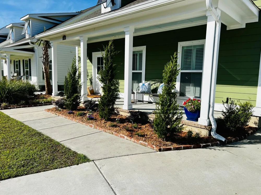 Expert yard cleanup service for homes in Johns Island, SC by Transformed Landscape Design and Maintenance
