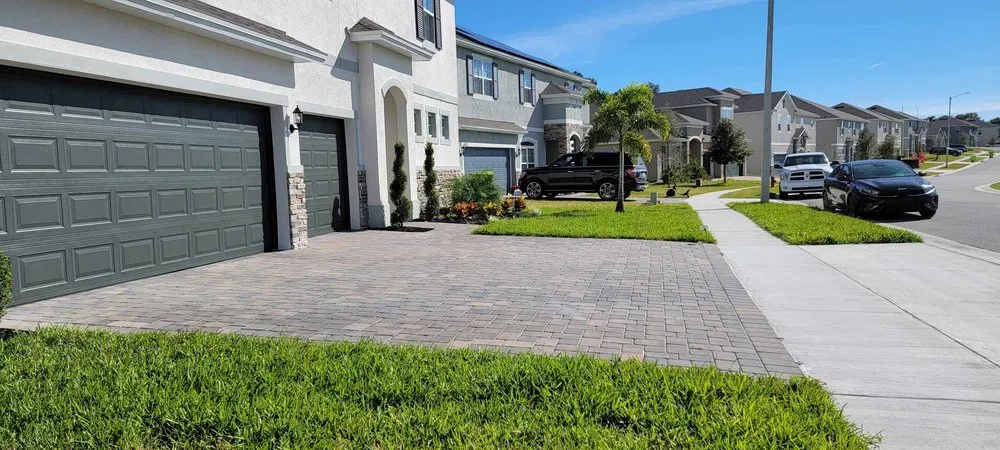 Affordable landscape installation with custom design in Clermont, FL by Traveling Trees Garden Center