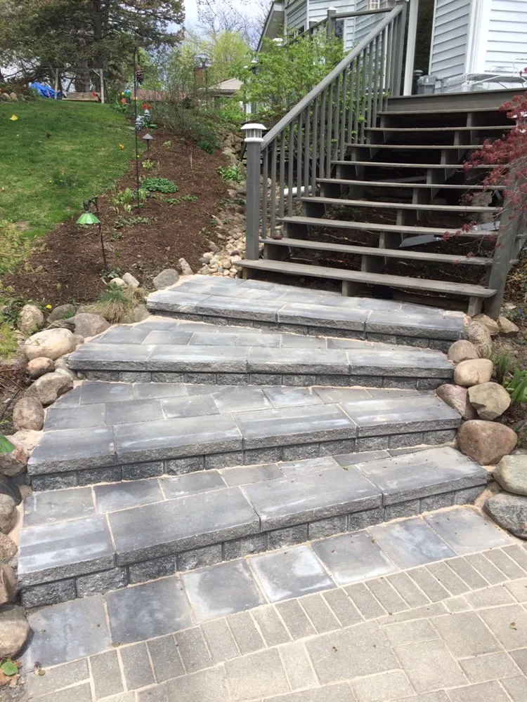 Local outdoor landscaping for beautiful yards across Waterford Township, MI - Traver Lawn & Landscaping llc