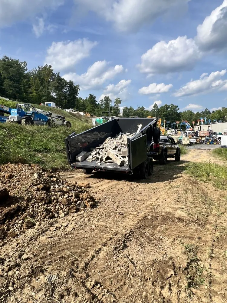 Expert yard maintenance experts serving Morgantown, WV - Travers Hauling & Services