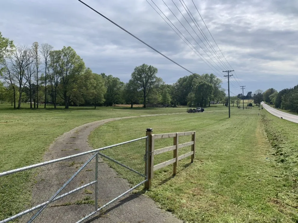 Trusted lawn care service in Lincolnton, NC - Travis’ Landscaping