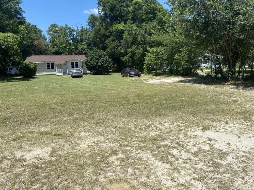 Reliable residential landscaping for outdoor upgrades in Walterboro, SC by Travis Lawn Care Service