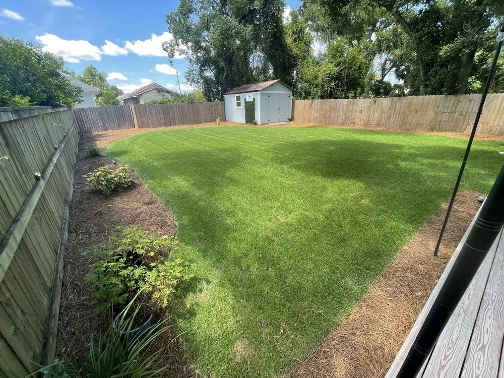 Affordable landscape design in Milton, FL by Travis Lawncare