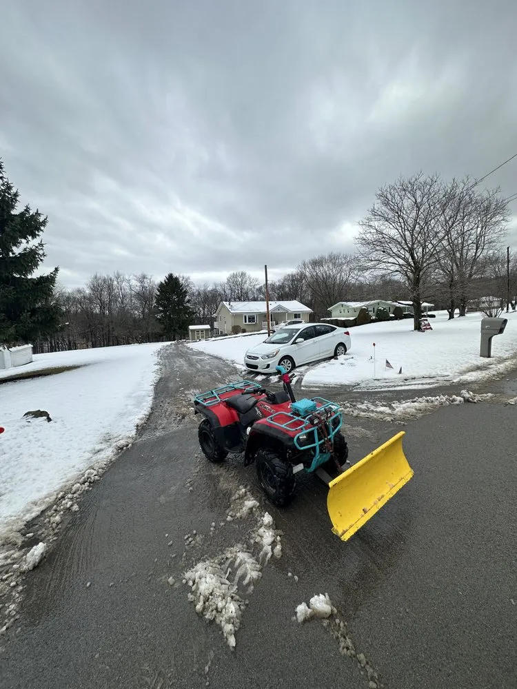 Affordable landscaping services in Beaver, PA - Travis Miller's Lawn care & Snow removal