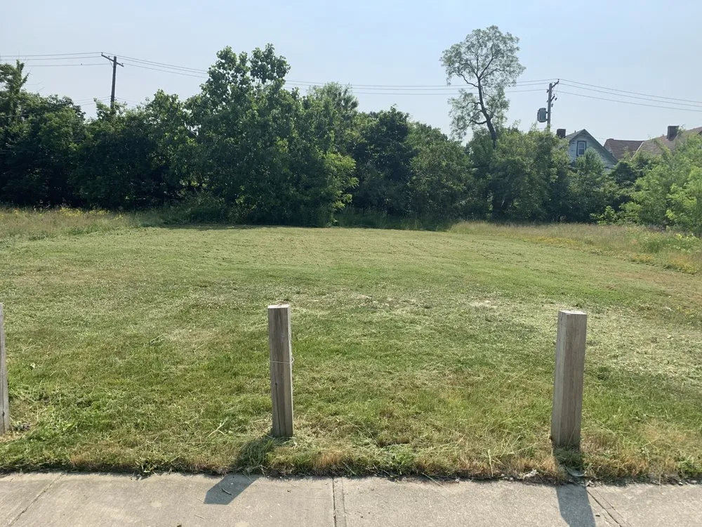 Affordable residential landscaping for outdoor upgrades across Cleveland, OH - Travis Multi Services