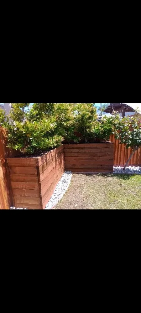 Expert yard maintenance in Tracy, CA - Travis Preston Landscaping