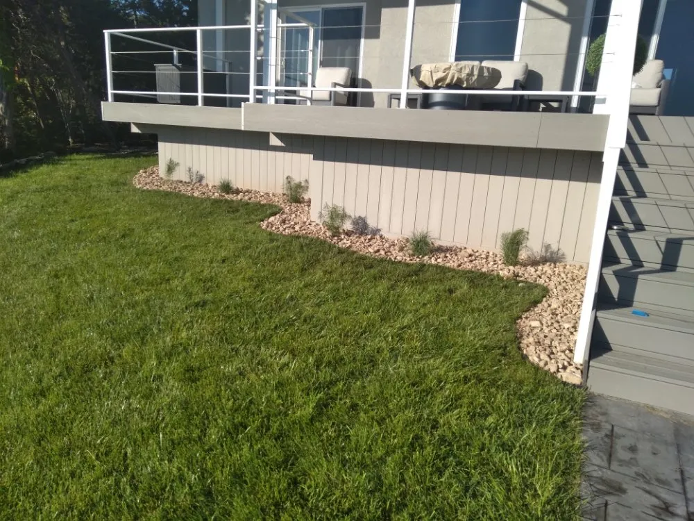 Top-rated lawn mowing service experts serving Blue Eye, MO - Trav's Landscaping