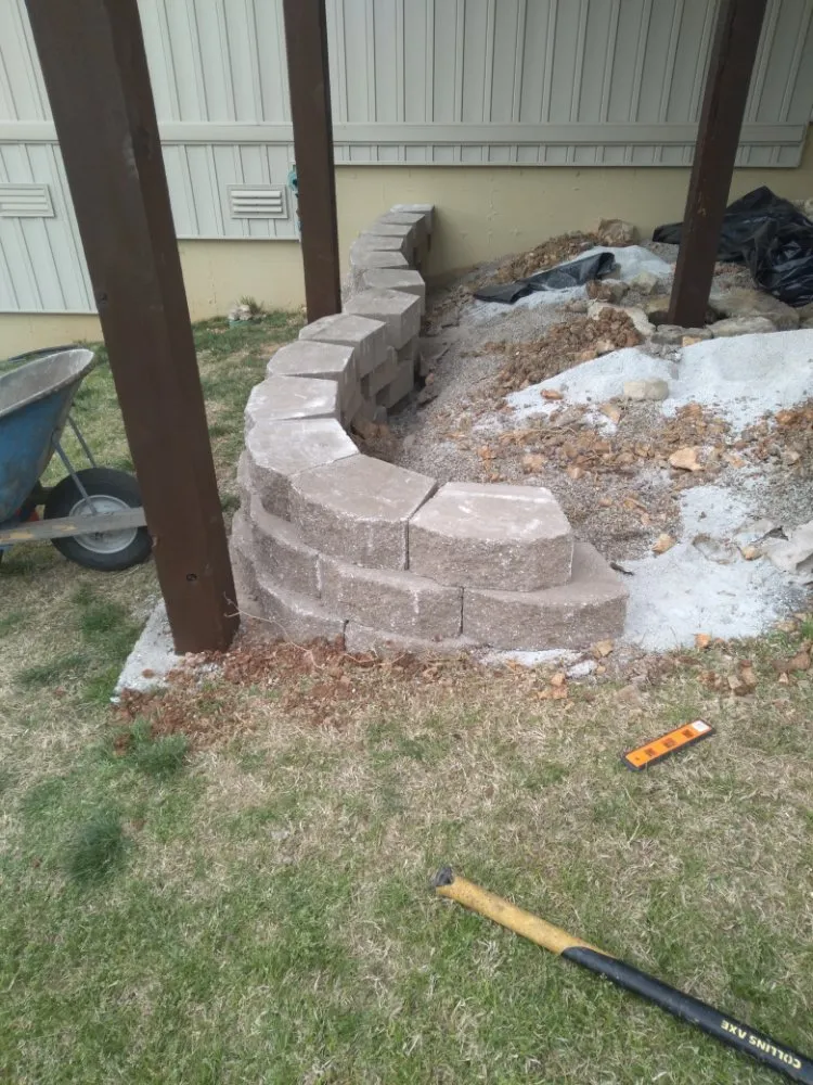 Affordable landscape installation experts serving Blue Eye, MO - Trav's Landscaping