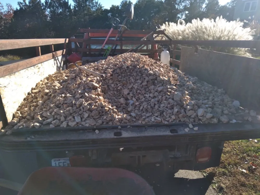Custom yard cleanup service in Blue Eye, MO - Trav's Landscaping