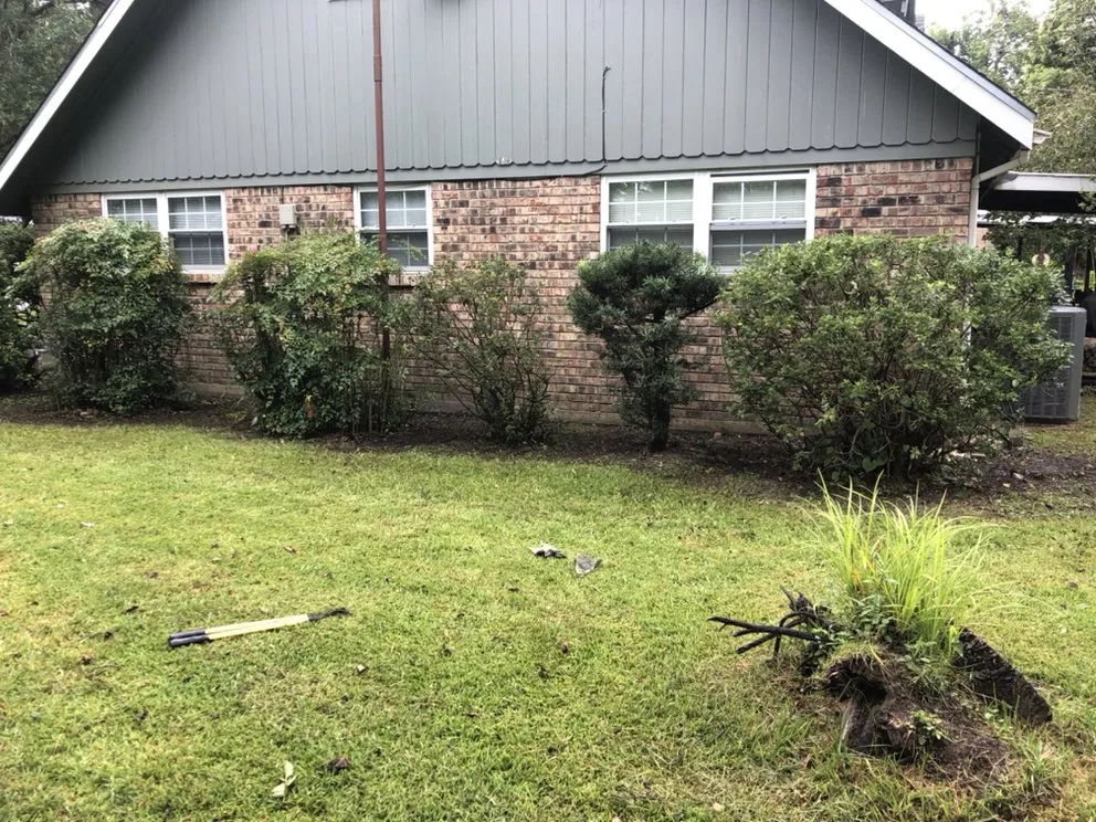 Professional landscaping services for homes across Lafayette, LA - Trays Lawn and Landcape Maintenance