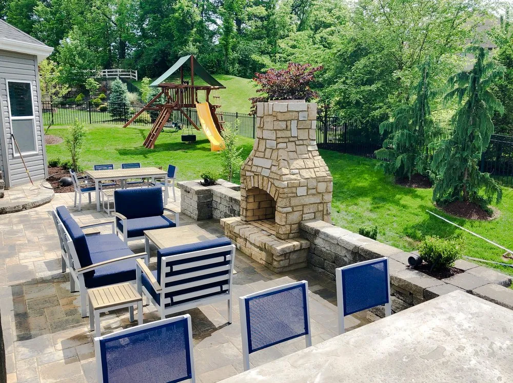 Professional lawn mowing service experts serving Fenton, MO - TRC Outdoor