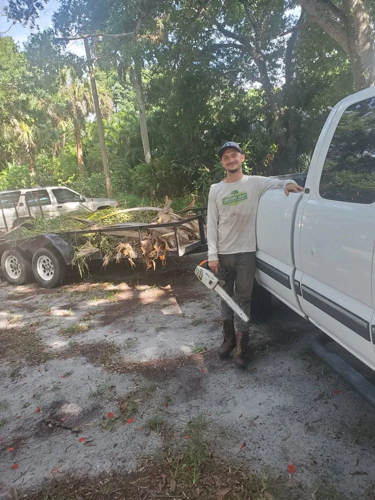 Custom garden landscaping for outdoor upgrades across Vero Beach, FL - Treasure Coast