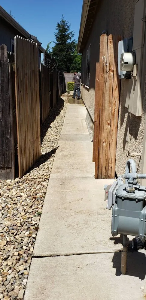 Custom landscaping services for residential properties in Sacramento, CA by Tree and Landscape Pros