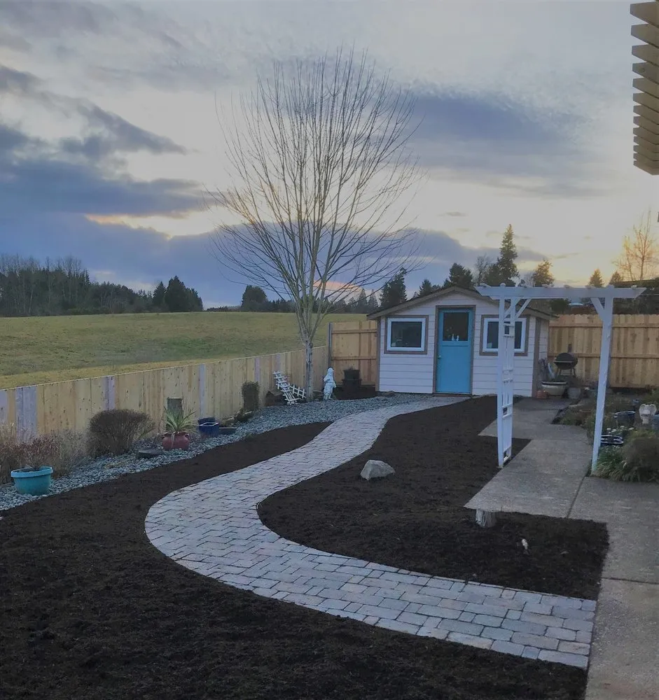 Top-rated yard cleanup service experts serving Tualatin, OR - Tree Bee Landscapes