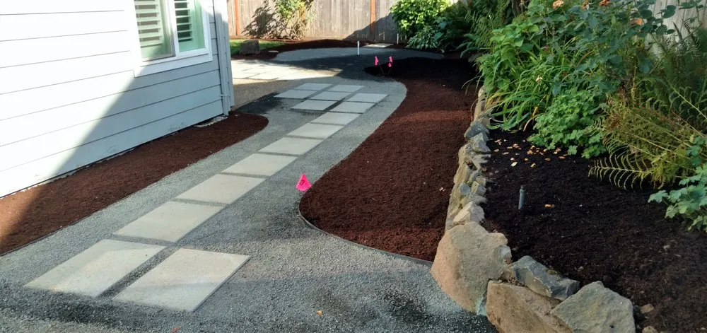 Professional outdoor landscaping experts serving Tualatin, OR - Tree Bee Landscapes