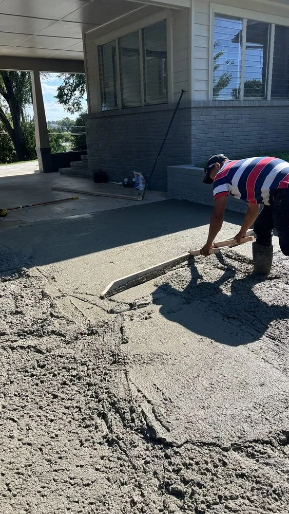 Professional garden landscaping in Fredericksburg, VA by Tree Climber Of Va & landscaping